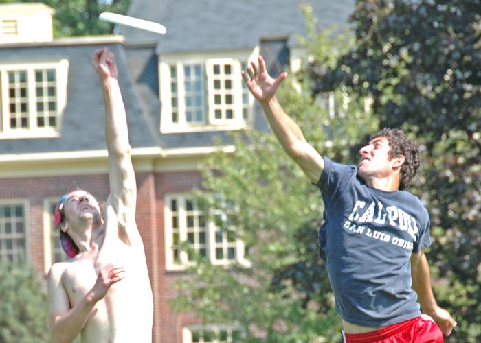 Ultimate Frisbee hopes to get as close to nationals as possible