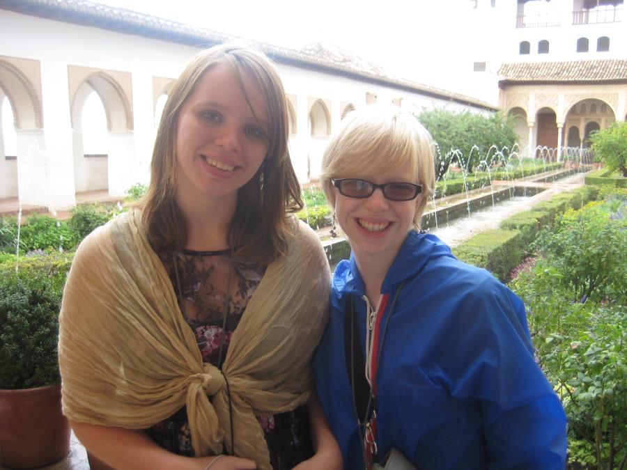Me and Robin loving la Alhambra despite the rain 