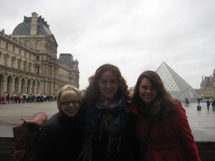 Waiting in the1.5 hour long line for the Louvre with my Whittie friends Hanna Mosenthal and Frannie Nunn