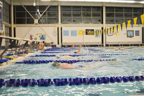 The swim team practices in the pool located within Baker Ferguson Fitness Center. Photo by Nikki Antenucci. 