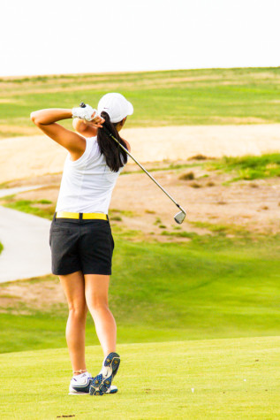 Nguyen making major contributions to Whitman womens golf team