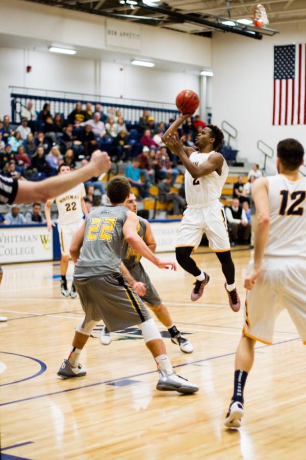 Montez White 19 pulls up for a floater! Photo by Natalie Mutter.